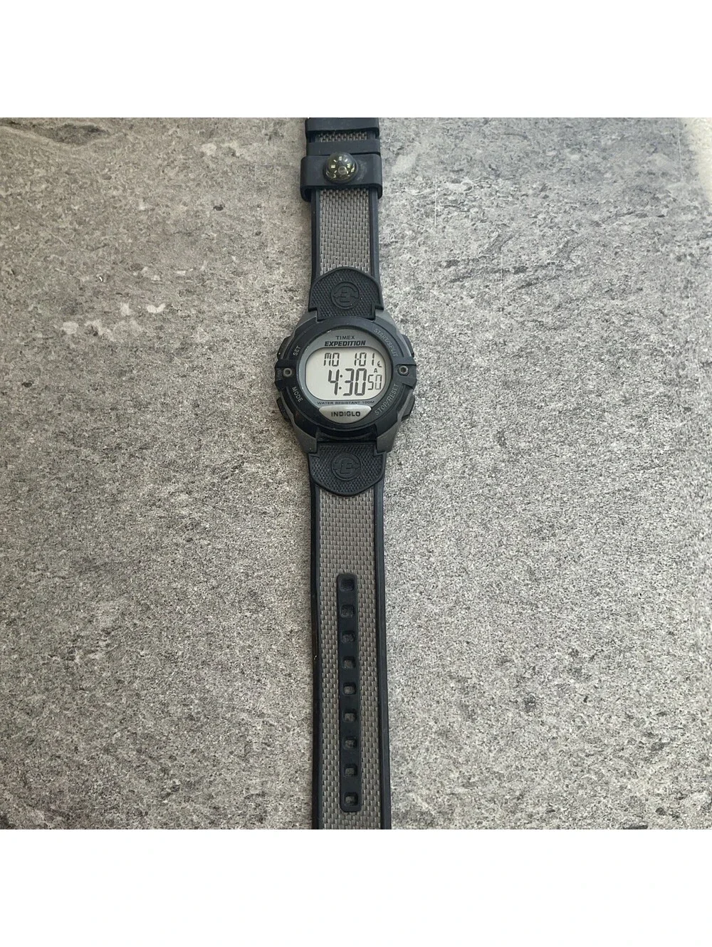 TIMEX Expedition Watch Indiglo Black 42mm Case Chrono Alarms Date TW4B07700 A15